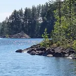 Mukava Pieni 2-4h Min 2 Vrk Saimaan Rannalla, Poreallas, Puusauna, Wi-fi, Smart Tv, Parivuode Ja Vuodesohva *