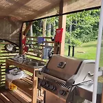 Mukava Pieni 2-4h Min 2 Vrk Saimaan Rannalla, Poreallas, Puusauna, Wi-fi, Smart Tv, Parivuode Ja Vuodesohva * Savonlinna
