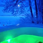 Saimaan Mokki: Lakeside With Jacuzzi And Sauna Savonlinna