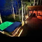 Chalet Saimaan Mokki: Lakeside With Jacuzzi And Sauna Savonlinna