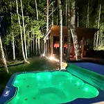 Chalet Saimaan Mokki: Lakeside With Jacuzzi And Sauna
