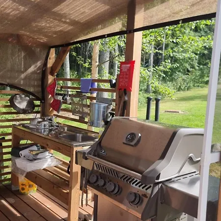 Mukava Pieni 2-4h Moekki Min 2 Vrk Saimaan Rannalla, Poreallas, Puusauna, Wi-fi, Smart Tv, Parivuode Ja Vuodesohva * Savonlinna