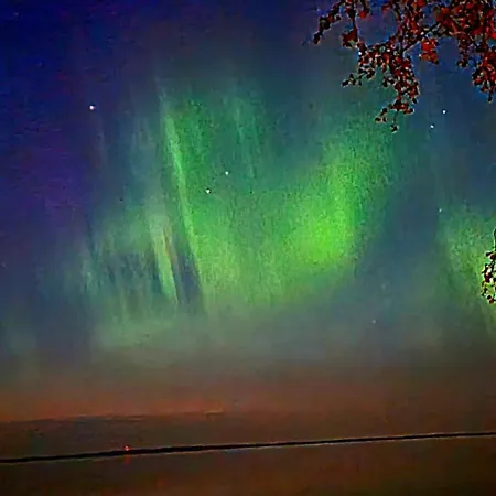 Mukava Pieni 2-4h Moekki Min 2 Vrk Saimaan Rannalla, Poreallas, Puusauna, Wi-fi, Smart Tv, Parivuode Ja Vuodesohva Domek alpejski Savonlinna