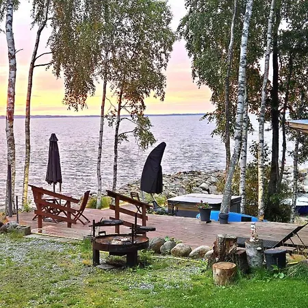 Chalet Saimaan Mokki: Lakeside With Jacuzzi And Sauna